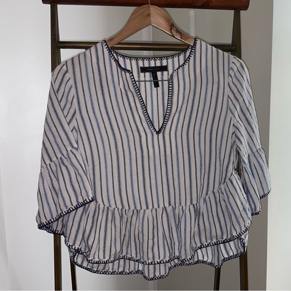 BCBG Stripped Embroidered Cropped Top Size small - Picture 3 of 9